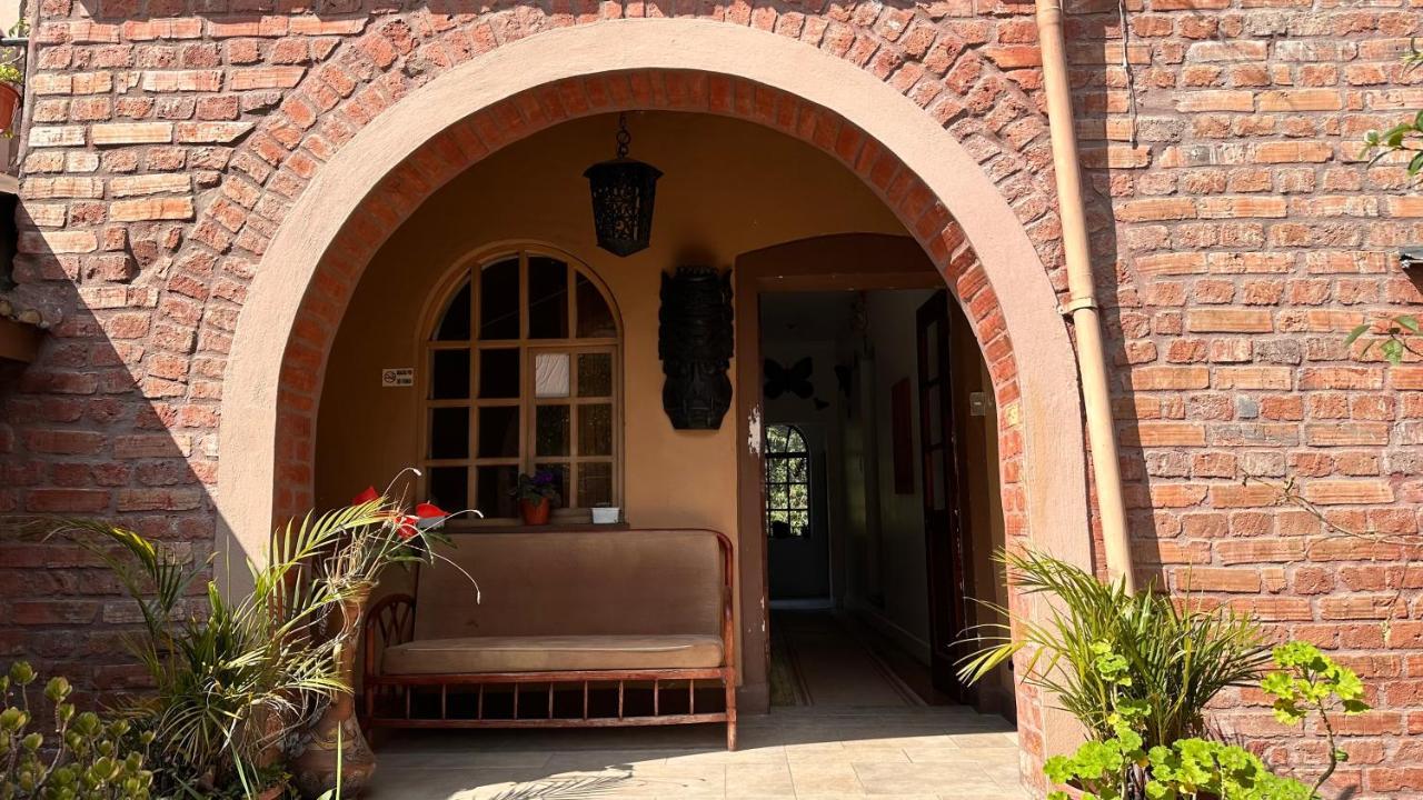 Campus Residencias Bed and Breakfast Quito Exterior foto