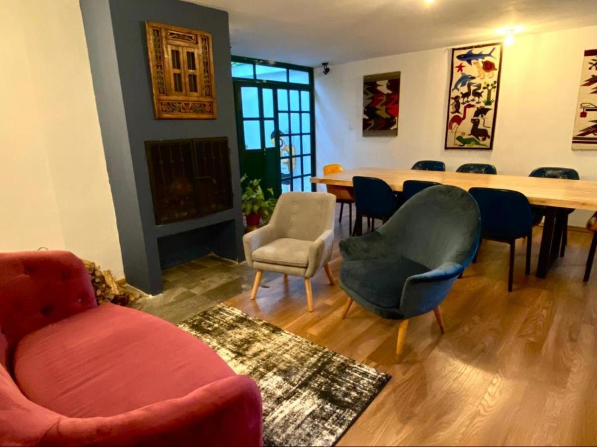 Campus Residencias Bed and Breakfast Quito Exterior foto
