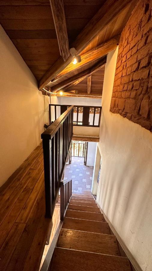Campus Residencias Bed and Breakfast Quito Exterior foto
